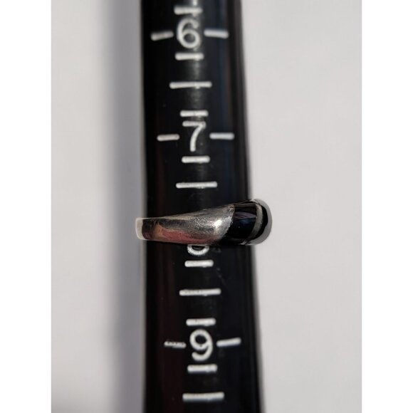 Sterling Silver Onyx Inlay Ring Size 8 Domed shrimp band Black ink onyx - Picture 2 of 14